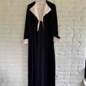 Vintage Georgette Trabolsi Velvet Robe Pink Lining